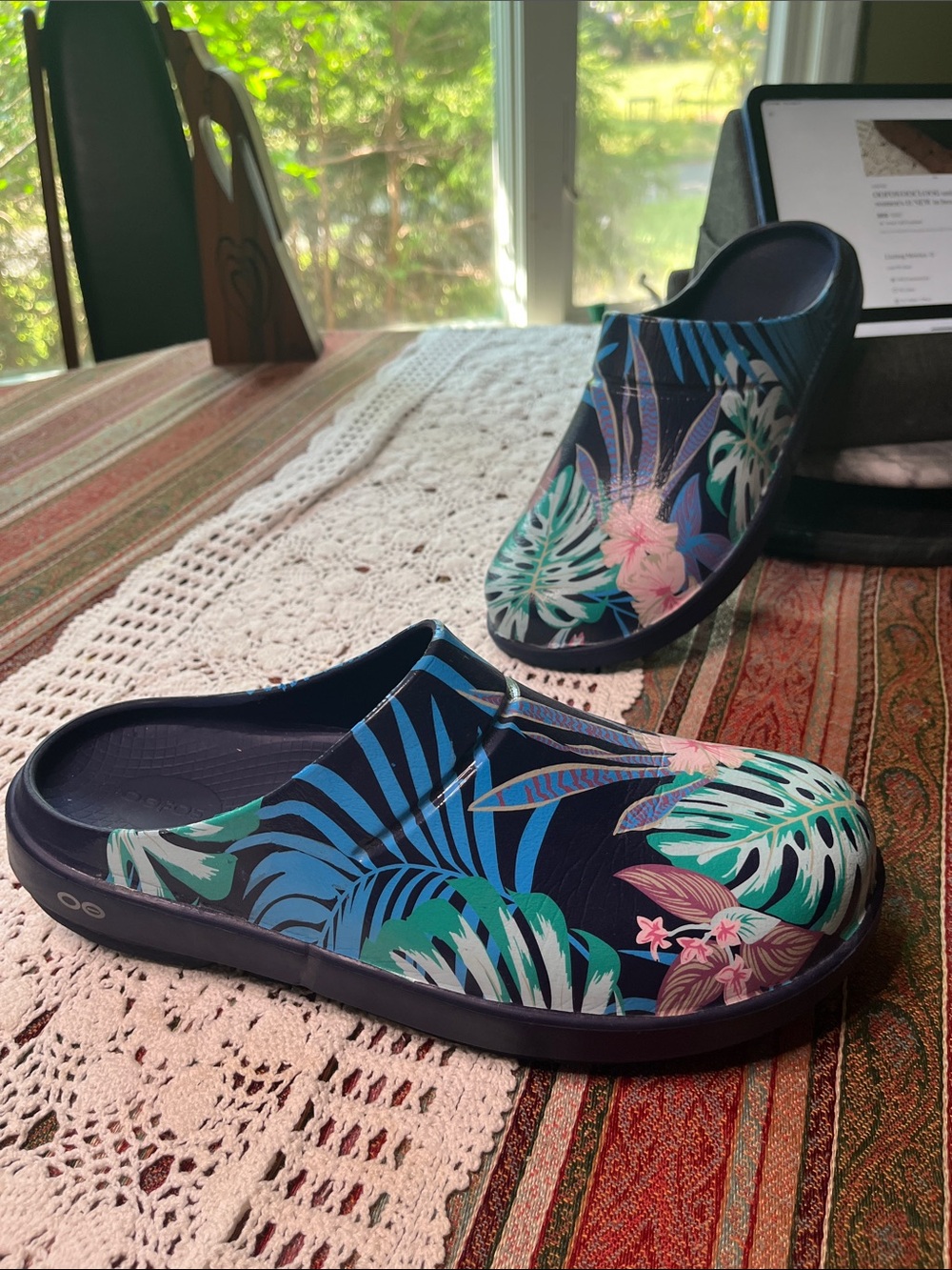OOFOS Navy Tropical Floral Slip-On Clogs